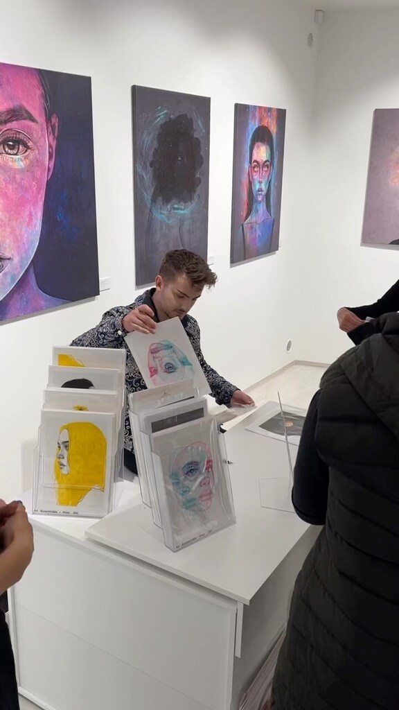 victoriaoltart's tweet photo. Thank you everyone for another incredible opening party!!

“Calm And Chaos” by @tomaszmroart will stay open until October 23rd

Don’t miss out!! https://t.co/5BkOrRc804 https://t.co/jWNjSlJt49