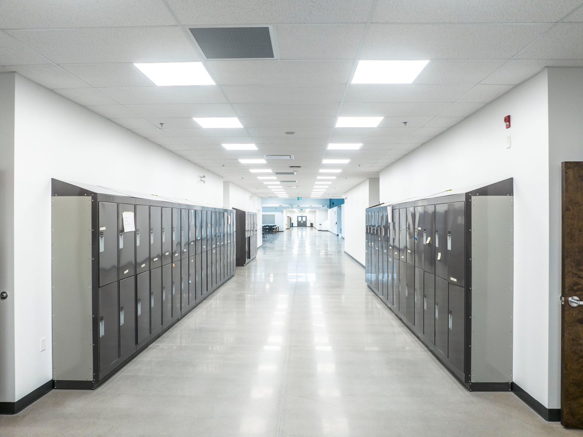 WestcoLtd's tweet photo. Back to School is here! Taber Christian School, is now open and ready for students. #DesignBuildBetter #StructualDesign #BuildingAlberta #BacktoSchool2022 🚍 https://t.co/Ka5tkNO52p