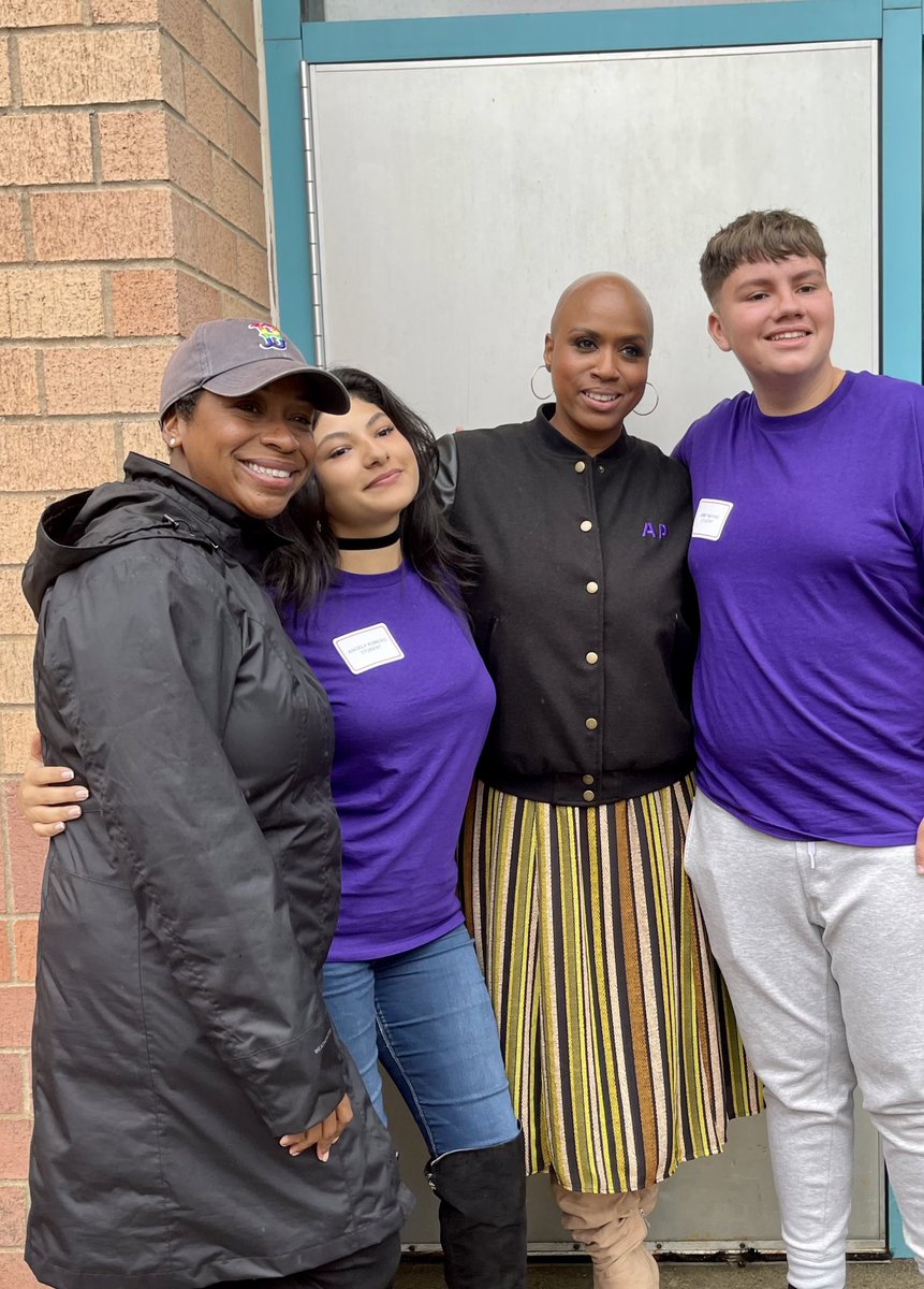 AJCampbellMA's tweet photo. .@AyannaPressley and I are here in Chelsea continuing to get out the #ACforAG vote.
Thank you to the poll workers, volunteers and election staff! Your hard work makes it possible for everyone to participate in our democracy! https://t.co/EjfmVg6MfZ