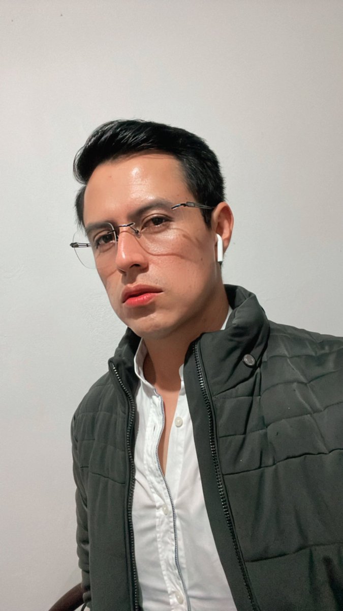 Jorgitolozz's tweet image. Hola  …. 
#AlwaysRememberUsThisWay 
🥺