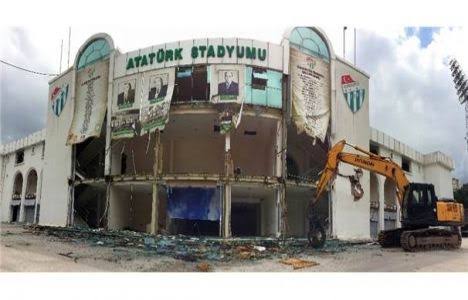ozan16__'s tweet photo. #SahipsizBursaspor https://t.co/jeLLfc2E9p