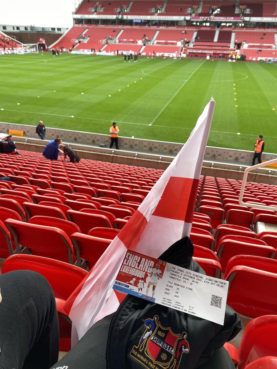 Emma Preston tweet media