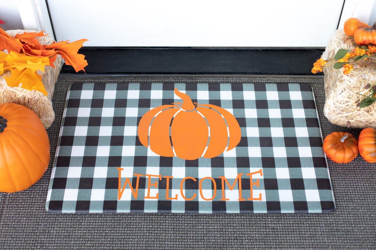 Welcome Fall with today's Free Design of the Week! Download from the Design Store. buff.ly/3qdc6Z8