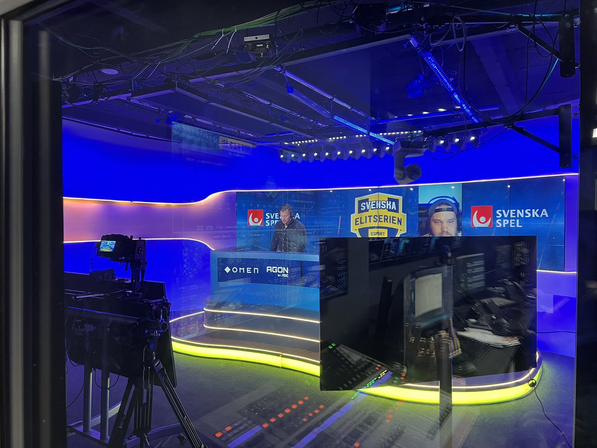 ebba bergman (@itsmacapaca) on Twitter photo Visiting my good friends at <a href="/qruxel/">๐๐๐๐๐
ด๐
ป</a> during the #secsgo <a href="/SECSGO/">Svenska Elitserien CS2</a> broadcast! Visiting my good friends at <a href="/qruxel/">๐๐๐๐๐
ด๐
ป</a> during the #secsgo <a href="/SECSGO/">Svenska Elitserien CS2</a> broadcast!