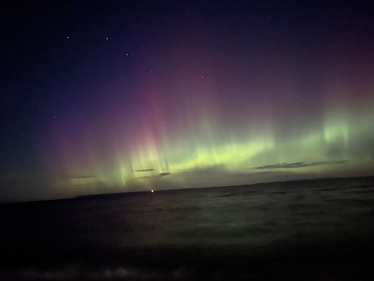 #northernlights ⁦<a href="/SleepingBearNPS/">Sleeping Bear Dunes National Lakeshore</a>⁩ #lakemichigan #puremichigan never gets old!