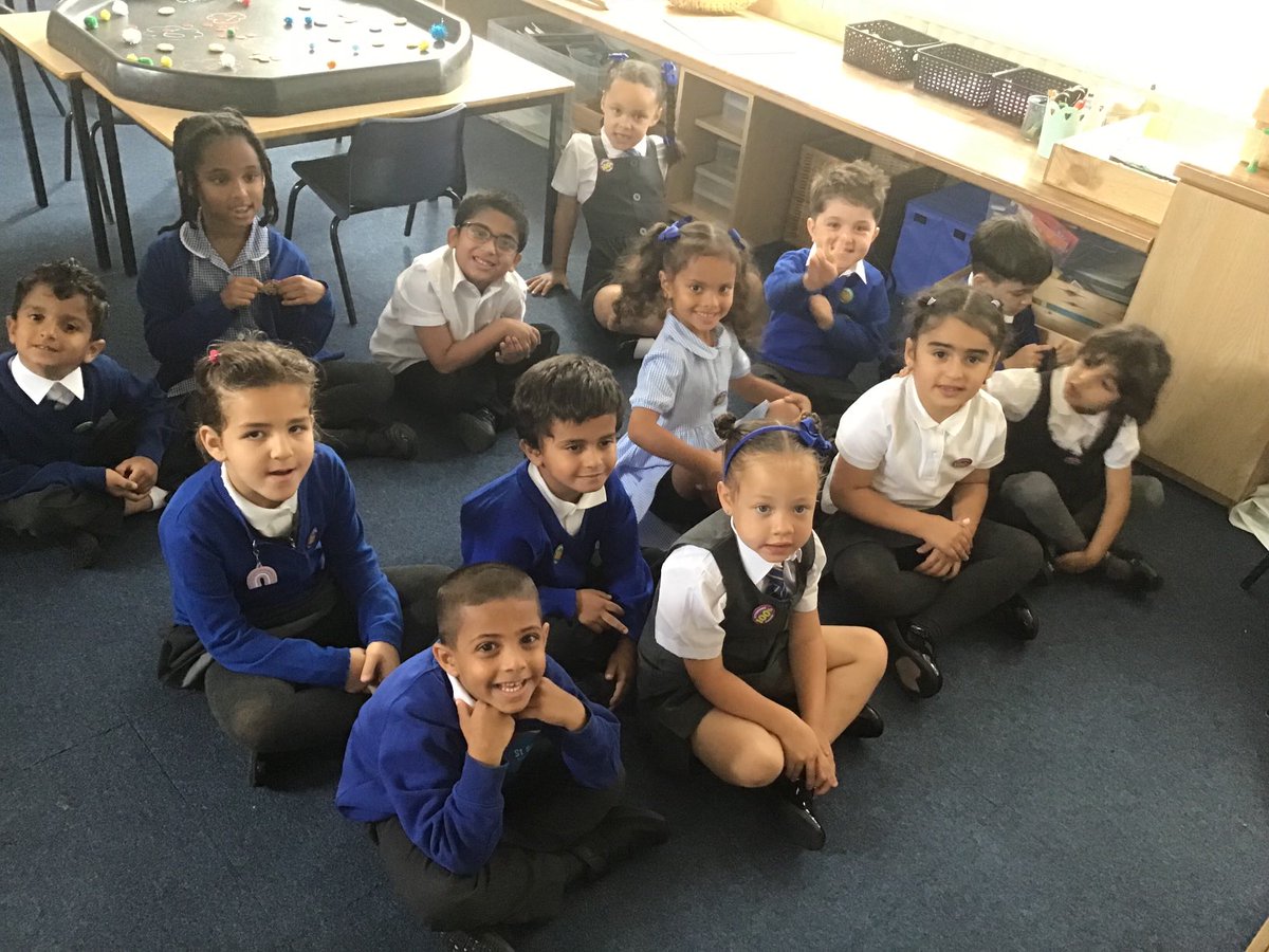 stsilasyear1's tweet photo. A huge well done to Class 1B for winning attendance badges for 100% attendance! #attendancematters #youhavetobeintoWIN https://t.co/3qxGcjqyf8