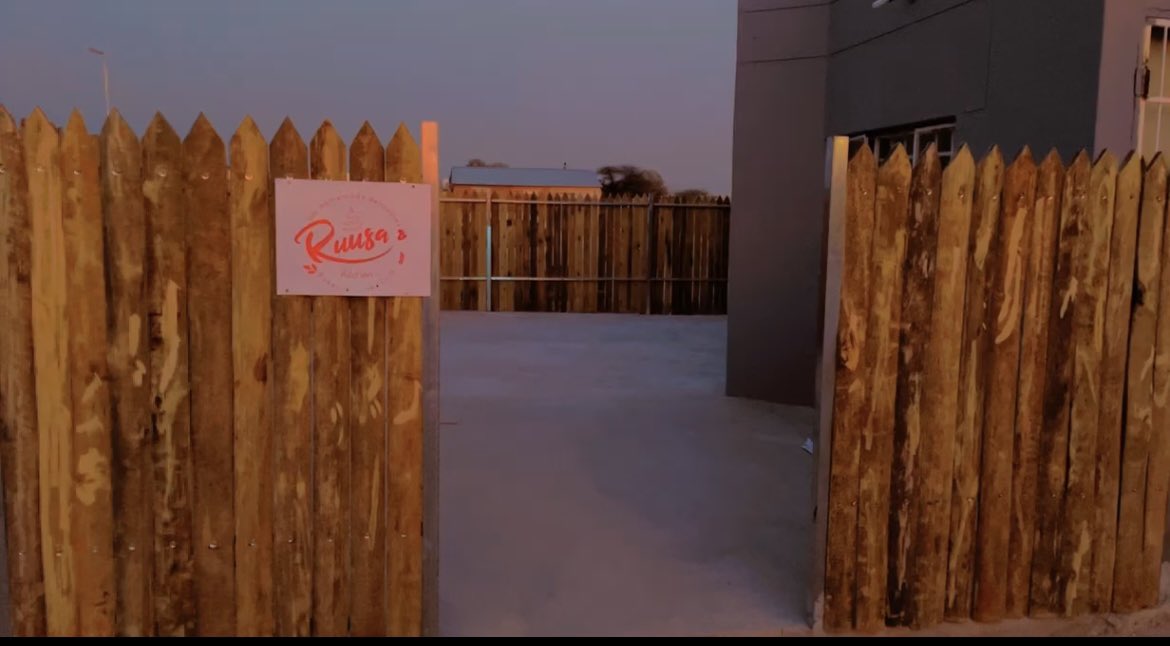 Look at God 🥺❤️
We are officially opening my little eatery on takeaway basis for now. As from 10/09/2022. We are opposite Holiday inn, onethindi-ondangwa main road.