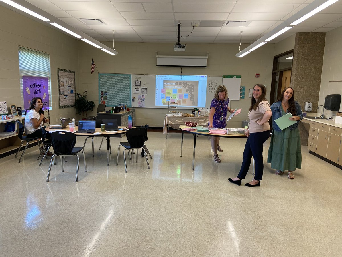 NikkiKunde's tweet photo. Classroom teachers meeting with their instructional coach today to ask questions, get resources, and work on goals for the year. #wcusd200 #pwepanthers https://t.co/AfrGqlb7eV