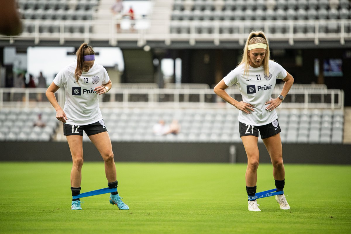 👯‍♀️