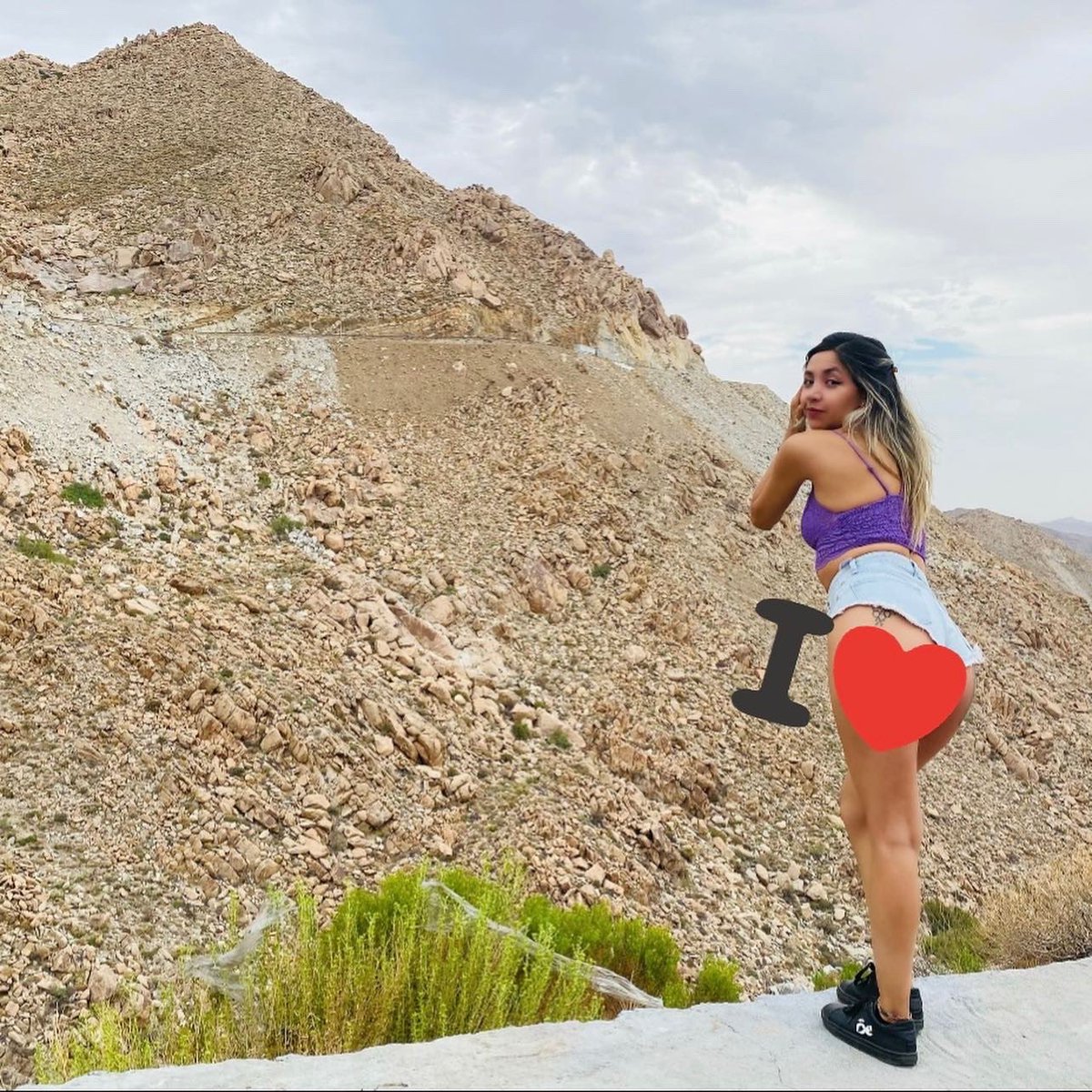 DanyGrass's tweet photo. Si te agradan las chicas con personalidad que chido! yo tengo varias 😹😹😹 #love #sexygrass #tecate #deroll #baja #viajera #purapersonalidad #vacaciones #peropermanentes #danygrass @DanyGrass https://t.co/9t30kiQbrd