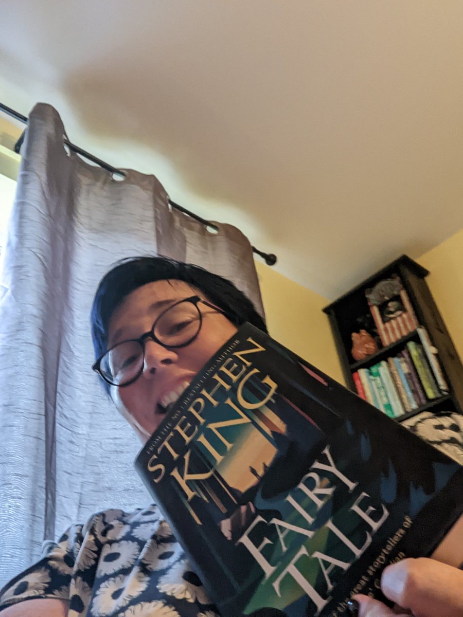 WriterNorton's tweet photo. After a long day with brand new students, I am a happy bunny coming home to #FairyTale @StephenKing @HodderBooks https://t.co/vQIg1XNQRC