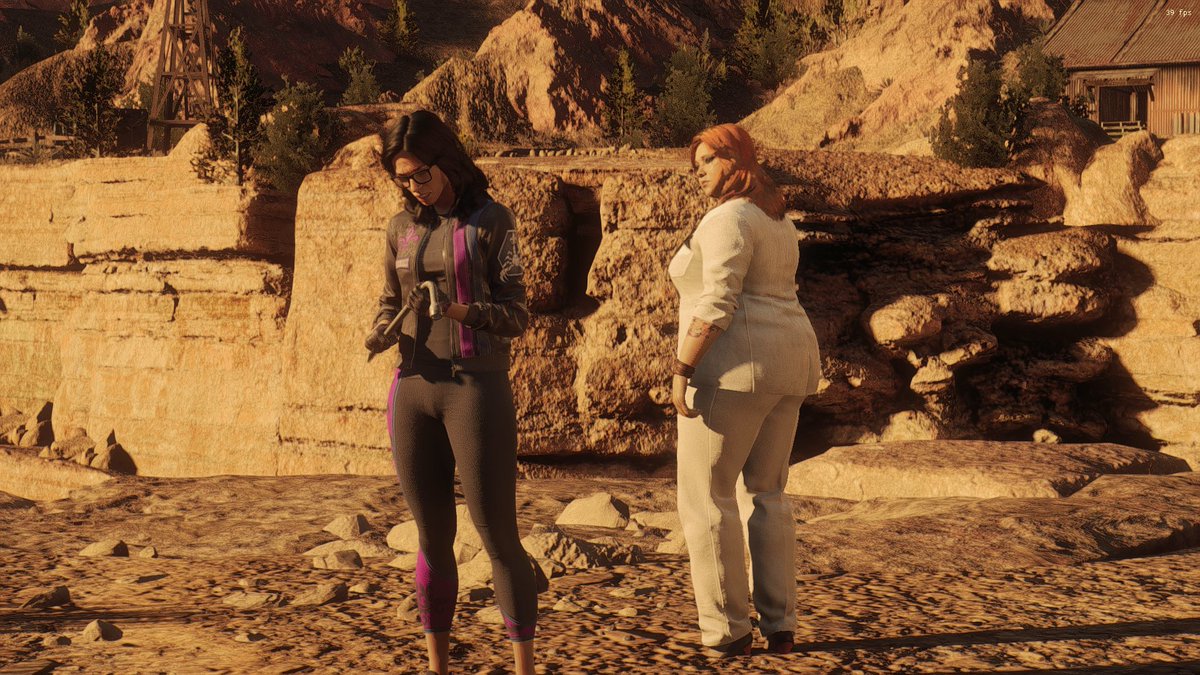 TheGreatKatulu's tweet photo. Does this suit make her look fat... #SaintsRow #ChubbyBoss https://t.co/0xlSckFUoJ