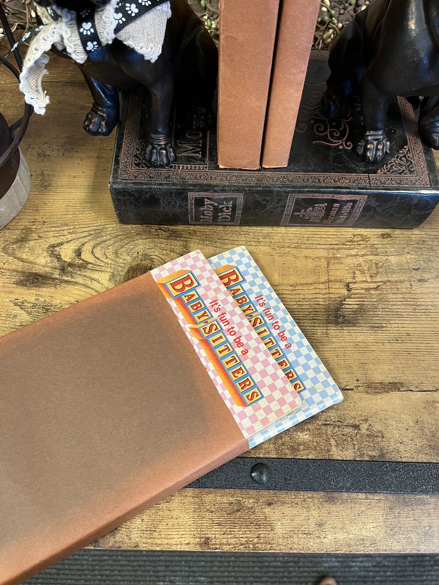 For that #vintagevibe, use this idea with weeded books, some construction paper and tape!  (These were made with old Babysitter’s Club books!) #oldbooks #bookideas #txlchat #futurereadylibs #txla #nctechat #txeduchat #libraries #librarians