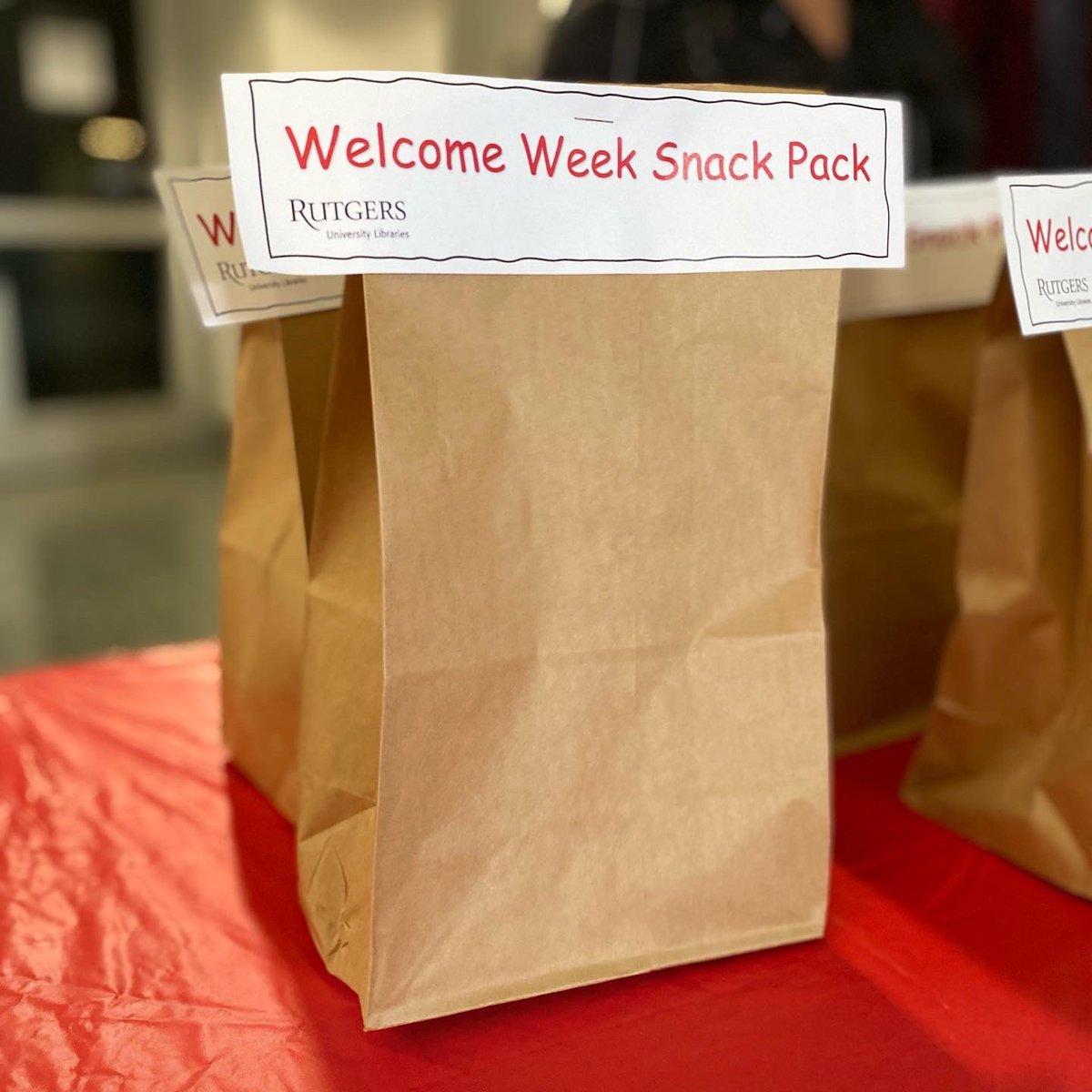 RULibraries's tweet photo. Stop by #AlexanderLibrary now for free snacks, goodies, and “Make a Postcard” from @rutgers_scua!
Write to your family and friends on free postcards, and we’ll mail them for you! Visit https://t.co/kuLtT7luMz for more details about our #RULWelcomeWeek events and activities. https://t.co/hrLz1XEqXG