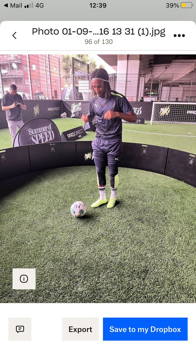 FTYFLYUK's tweet photo. Was great to meet and work with @Kevin_Baboo at the recent @PUMA & @ProDirect speed event in London.
#FulhamFC #Football #ftyfly #Footballplayer #footballtech https://t.co/Wx07bbHgVi