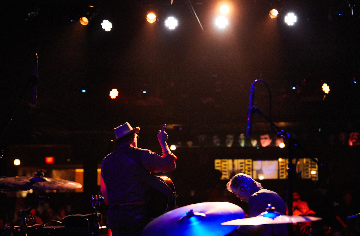 JDHintonMusic's tweet photo. Looking back and forward with gratitude. Thanks to the fans who became friends, and the friends who became fans .... and for the musicians who've come alongside me with their music, heart and soul. What a gift, adventures await. Play on!

#JDHinton #LiveMusic #AdventuresAwait https://t.co/5jMt0suqZt