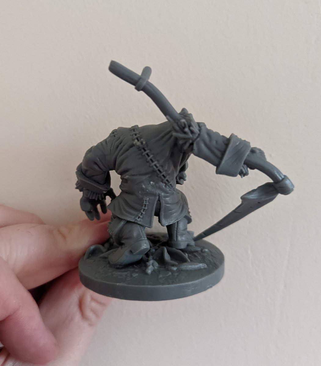 Goblin_Squire's tweet photo. This was the overwhelming winner of the patreon poll for which mini I should paint for #Goblinspiration. That means I'll be painting this beauty from @reapermini on my stream tonight. #DnD #MiniaturePainting https://t.co/Likamit44s