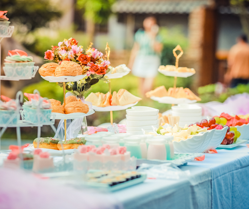 theCBMgroup's tweet photo. Managing food for all your guests can be quite a challenge. Our team is here to assist you in curating the perfect menu to match your next event. Get started with us today! https://t.co/BxlvRbMDNF https://t.co/C1oTPn4vhK