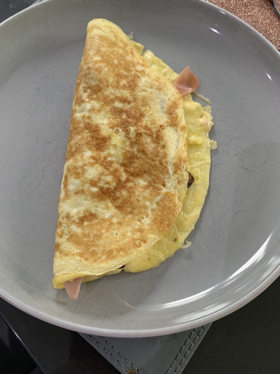 MrsBlair2021's tweet photo. After a full days teaching, having your tea made by your 13 yr old son. Priceless! #traineechef https://t.co/qkjX7qEaw8
