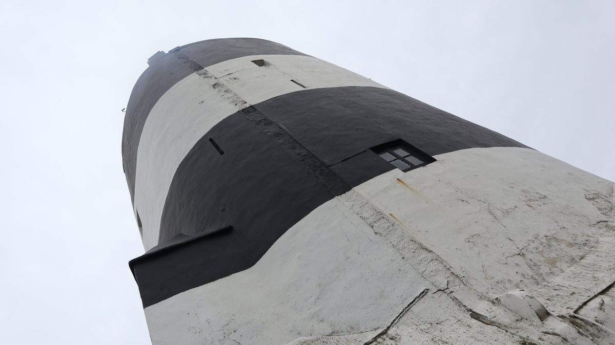 David0Connor's tweet photo. Hook Lighthouse is well worth a visit #hookheadlighthouse #lighthouse #lighthouses #irishtourism https://t.co/9njuUtSf14