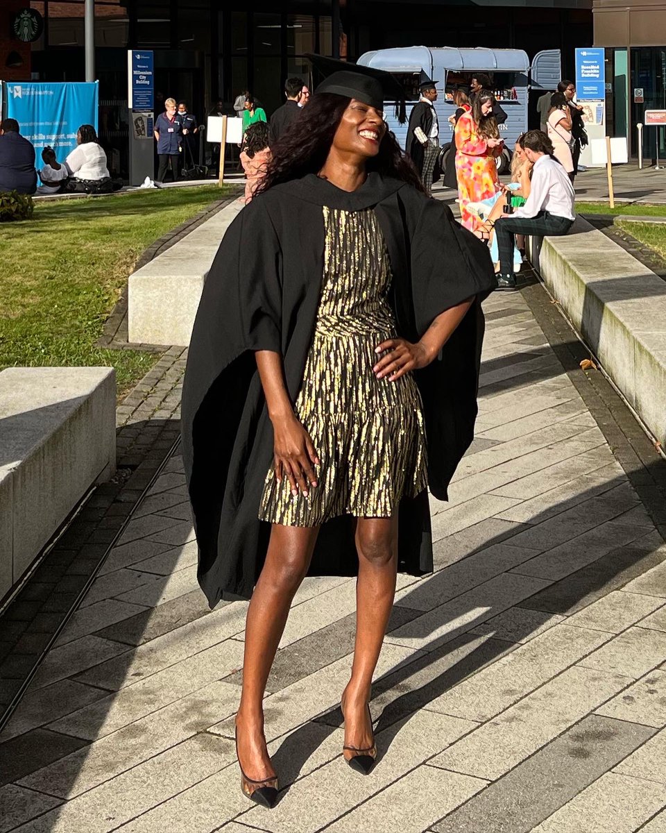 Sicnis's tweet photo. #IssaGraduate
Itโs official!!
First Class Honors AND the โChristopher Room Prize Winner for Outstanding Performanceโ ๐ฉ๐พโ๐๐ฅ
Proud is an understatement ๐ณ๐ #WLVGrad #Classof2022 https://t.co/RS9EPhnXJ8