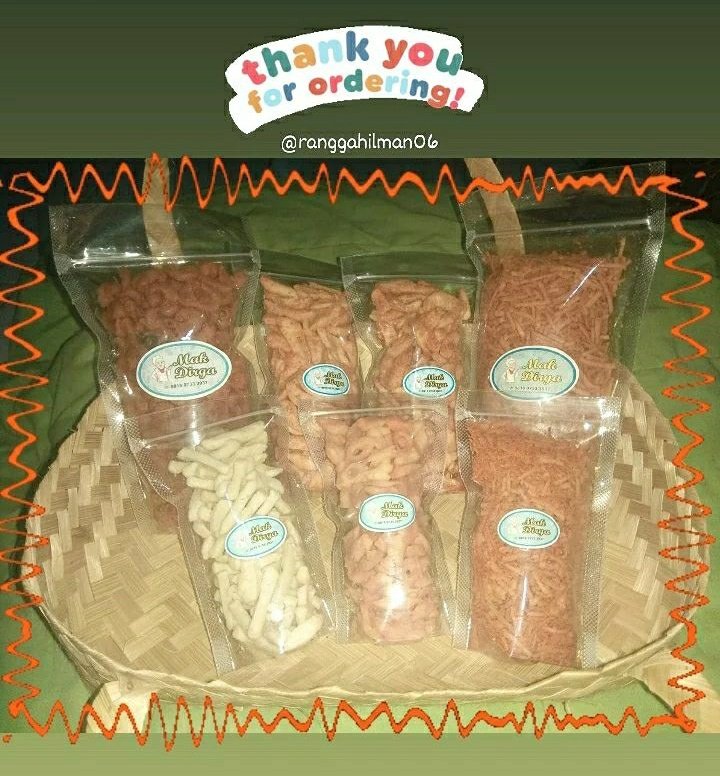buVe2002's tweet photo. Jazzakallahu Khoir 
Om @ranggahilman06 😁🙏
for Repeat Order Aneka Cemilan @mak.dirga 😊

Variant ;
🌶 Makrengsa Balado
🌶 Basreng Ori
🌶 Orengsa DJ Balado
🌶 Lumringsa Balado
🌶 Lumring Keju Manis
🌶 Kentang Mustofa
🌶 Pilua Or
🌶 Pangsa Sambalado

Barokallahu 🙏🙏 https://t.co/6mcmkFRrRW