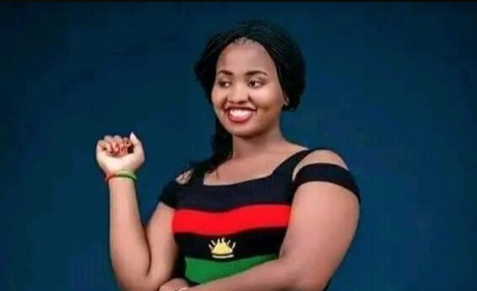 SochimaMbanali's tweet photo. Her name is Godwin Joy Idara, known as Idara Gold.

She is a 20 year old Biafran. She was abducted by Nigeria govt for her choice of clothing.

Reply with your comment and I will read it out on Radio Biafra now! #FreeIdaraGold

@UNHumanRights @mfa_russia @KremlinRussia_E https://t.co/3A5F3QS1ND