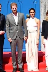MelfordGreen's tweet photo. Realise they have fallen a bit out of favour, but making them pose for the official photo outside of the portaloos was a bit harsh .. #meghan https://t.co/Uk71F9Bj6B