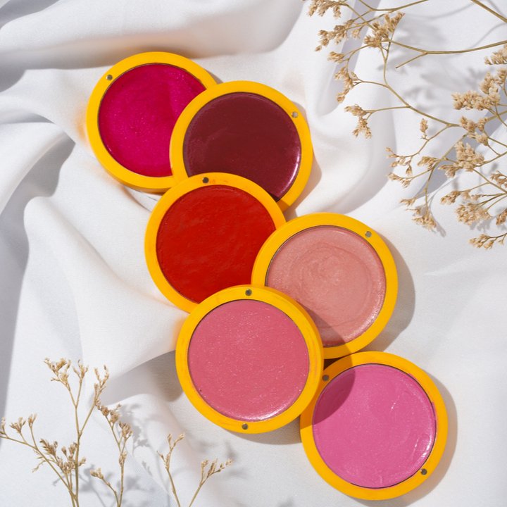liseklara's tweet photo. Discover the BLUSH2BALM, our yet most multi-use product for eyes, lips and cheeks. We made sure to use vegan and organic ingredients and eco-friendly packaging. 

.
. 

#plenitudeskincare #balm2blush #blush #lips #cheeks #eyes #eyemakeup #eyeshadow #eyeshadowpalette #lipglosslove https://t.co/xHYYGM09QW