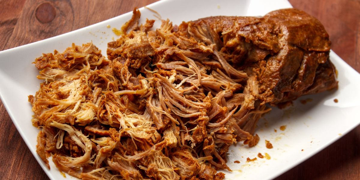 Dickeysamelia's tweet photo. 3 Fun Facts About Pulled Pork https://t.co/0fJyCZGIoC https://t.co/fDHPmtNhpC