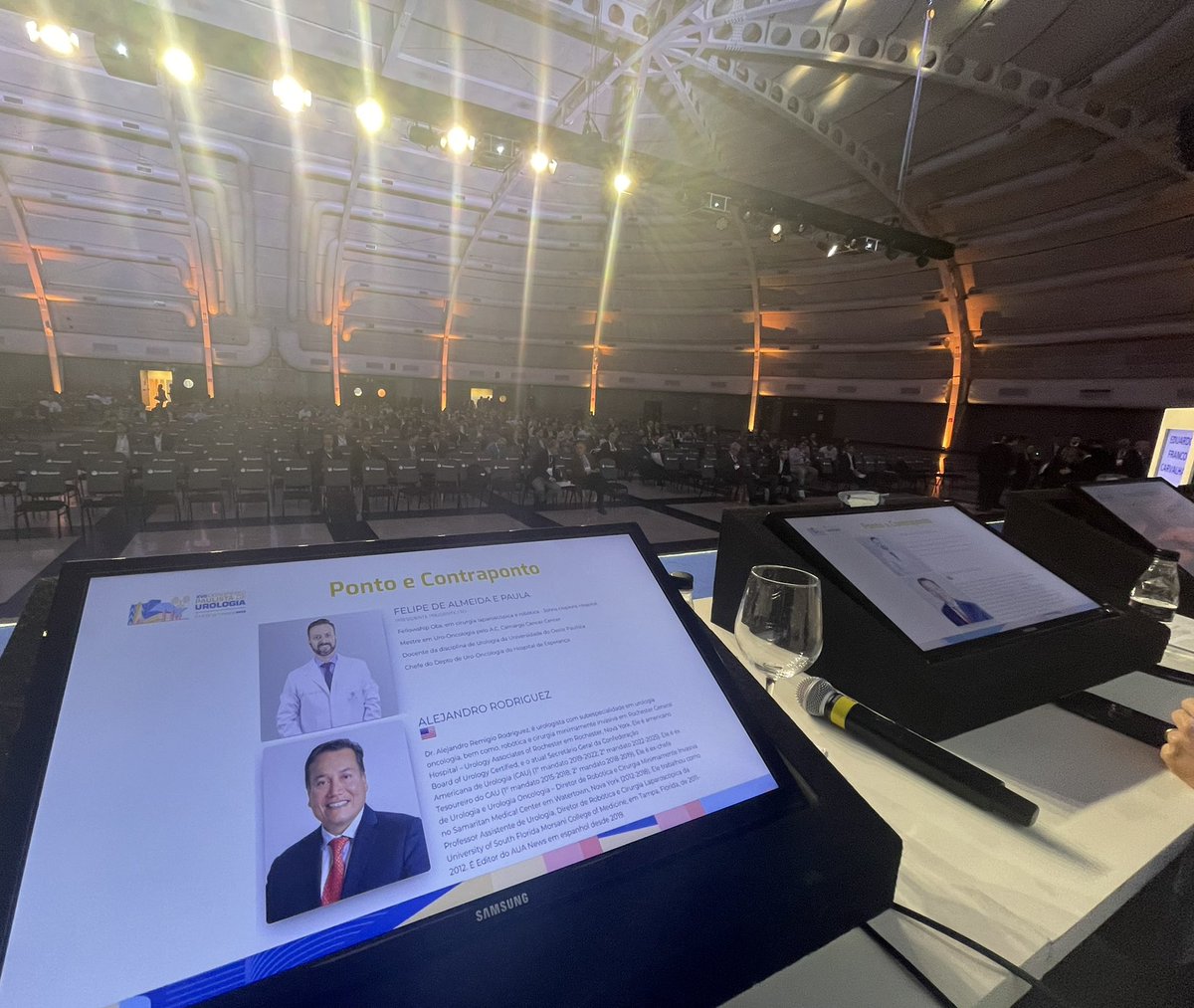 ARRODRIGUEZMD's tweet photo. Thank you for the invitation! Enjoyed Congresso Paulista de Urologia! Great success! @wroclawski_uro @sbusp_oficial @CAU_URO @ResidentesCAU #CPU22 https://t.co/aamxlhgCoK