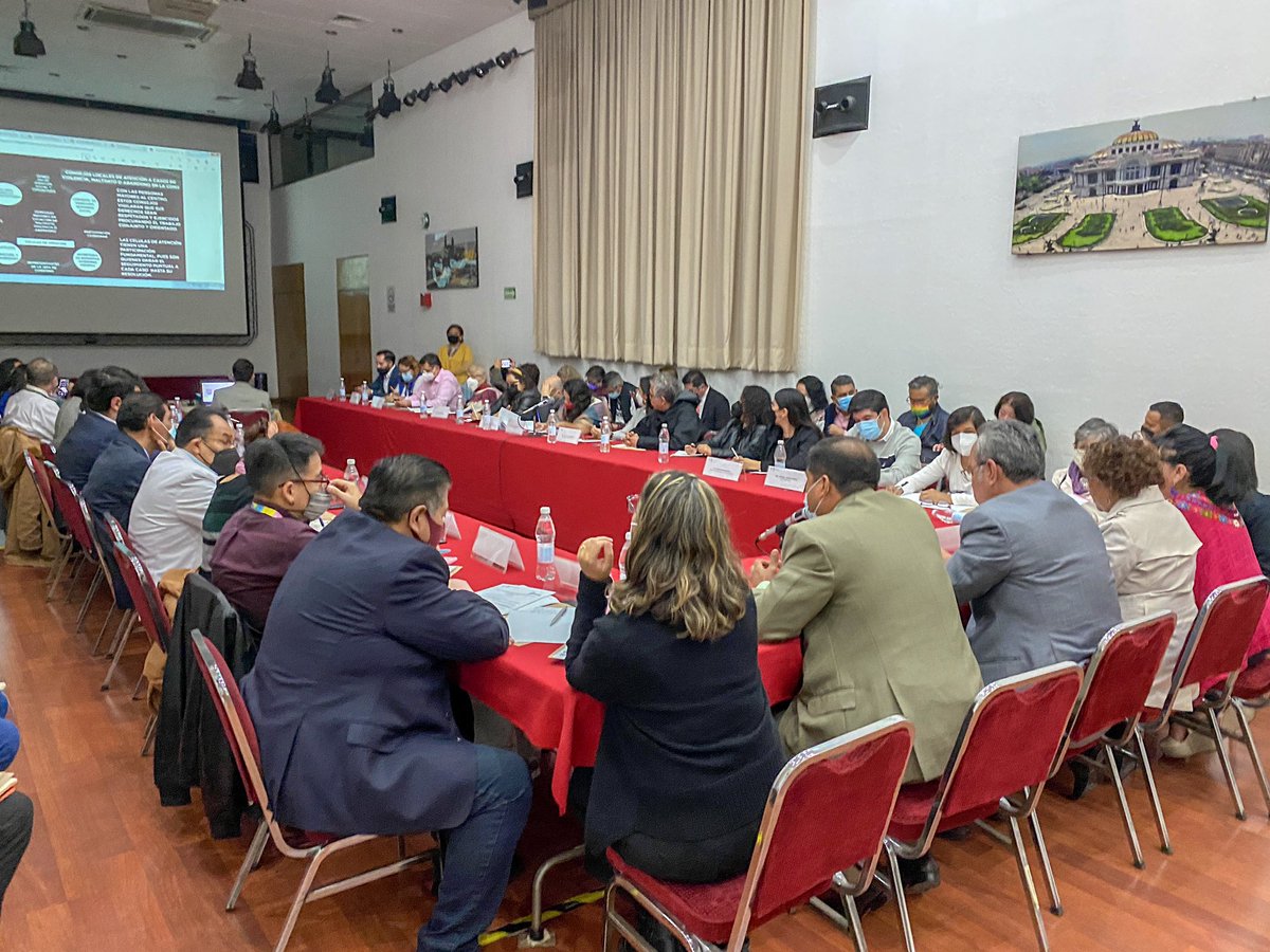 Con la directora <a href="/velvet_bet/">Beatriz García Cruz</a> de <a href="/INED_CDMX/">Instituto para el Envejecimiento Digno</a> presidí la 2ª sesión del Sistema Integral para la Atención de la Violencia y Maltrato en Personas Mayores,

Por instrucciones de la #JefaDeGobierno <a href="/Claudiashein/">Claudia Sheinbaum Pardo</a> trabajamos para garantizar el envejecimiento digno 🧓👨‍🦳