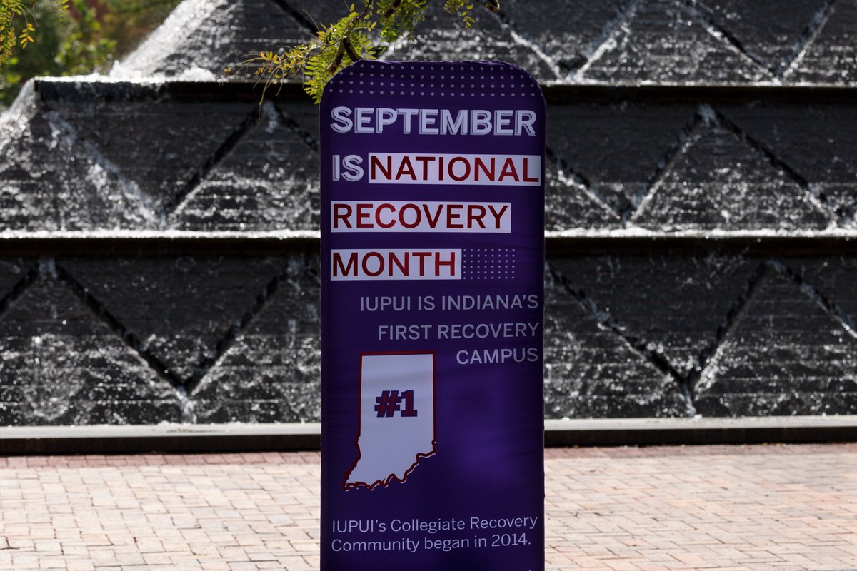IUIndianapolis's tweet photo. The Collegiate Recovery Community kicked off National Recovery Month with Jags by dying Wood Fountain purple followed by an awareness walk. @RecoveryIUPUI ⛲ 💜 https://t.co/i1eX01XobD