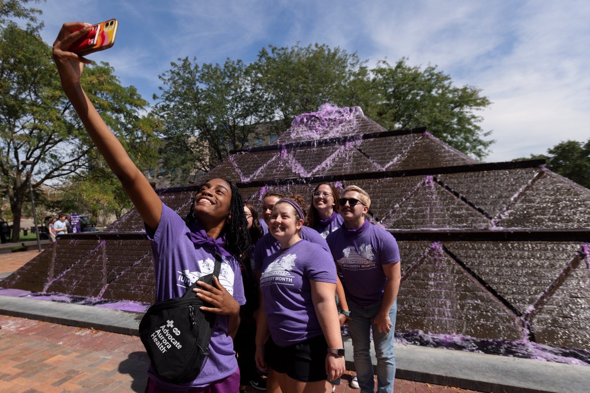 IUIndianapolis's tweet photo. The Collegiate Recovery Community kicked off National Recovery Month with Jags by dying Wood Fountain purple followed by an awareness walk. @RecoveryIUPUI ⛲ 💜 https://t.co/i1eX01XobD