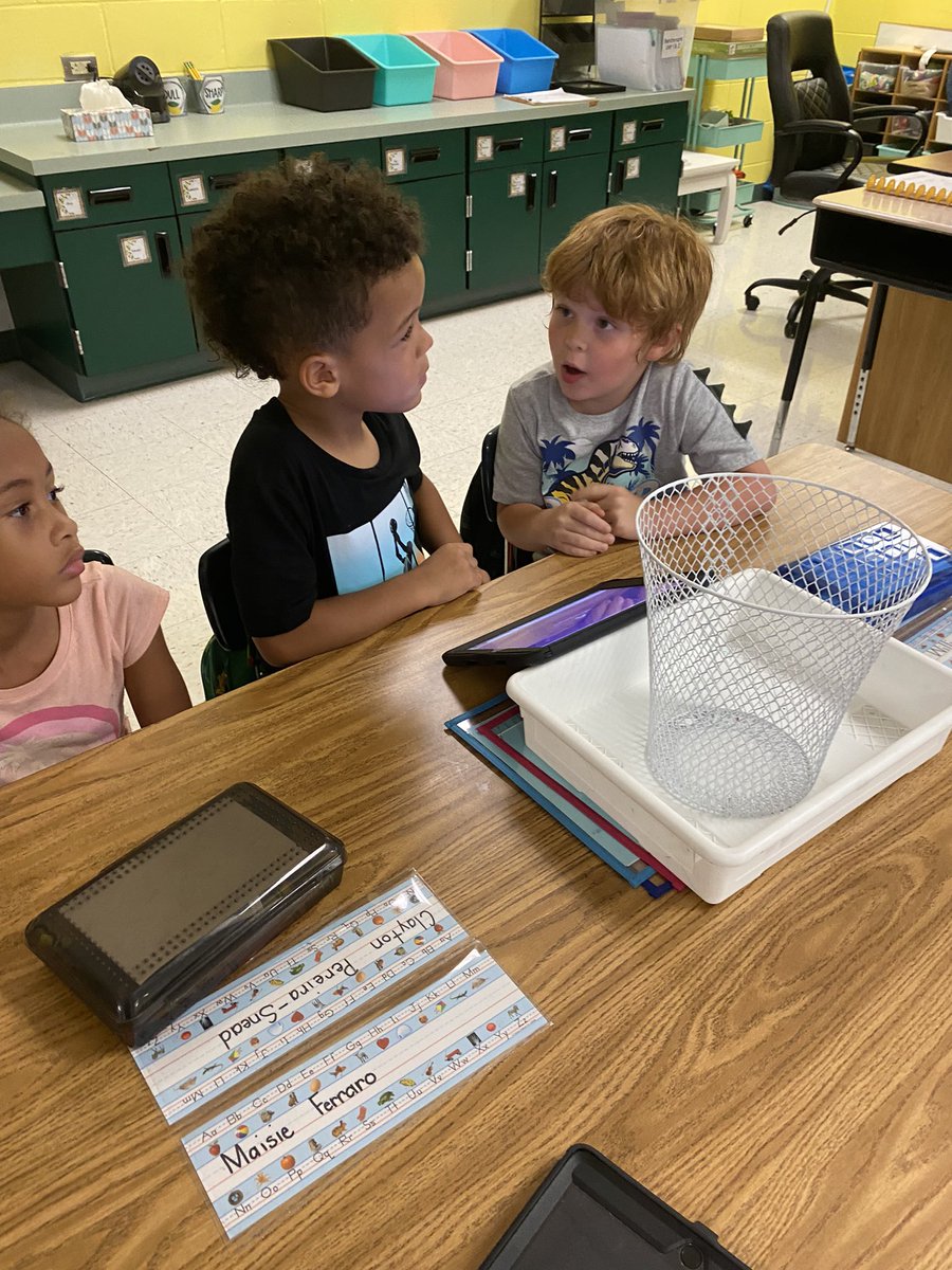 DGregoryVCS's tweet photo. Teaching communication &amp; teamwork while reviewing our past Math checklist @MsKellysKinders @carrieadevaney @spiritbelieves #spiritbelieves https://t.co/6Iya3otBhF