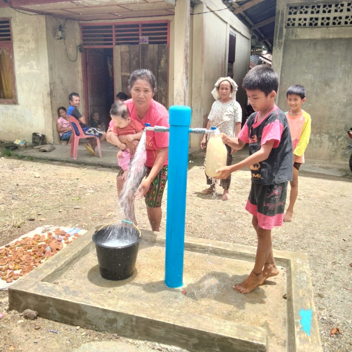 way_mitra's tweet photo. Finally, more than 500 residents in Talio Community, Nias Island,Indonesia have access to safe water. This program supported by @PDJF_dk &@water_mission /@waha_mitra #waterbuilds #hope https://t.co/FsA3bhz8lp