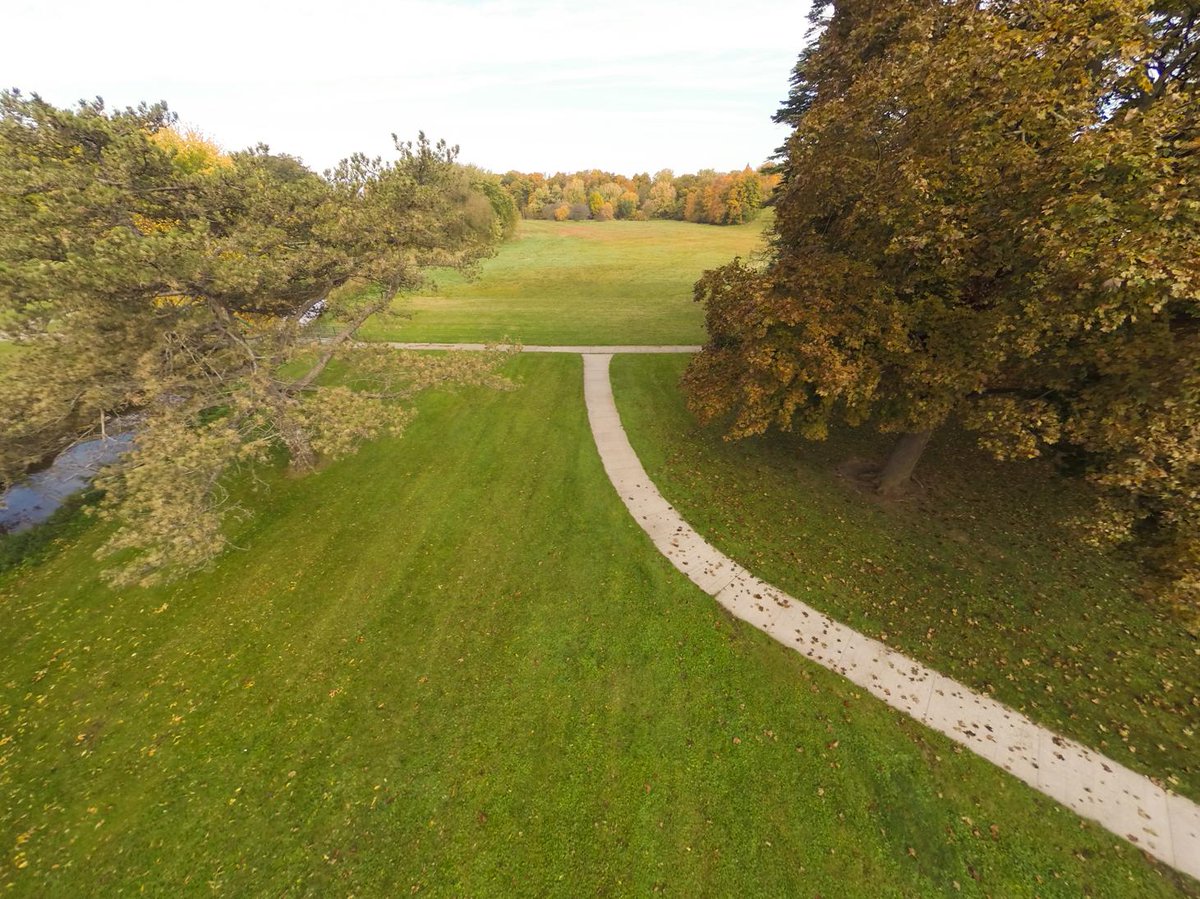 AeroPhotations's tweet photo. Flying over nature in autumn
 #naturephotography #outdoorspace #aerialart #dronespace #droneshoot #photographyaddict #aerialphotography #aerialshot https://t.co/zHZz2GkoGY