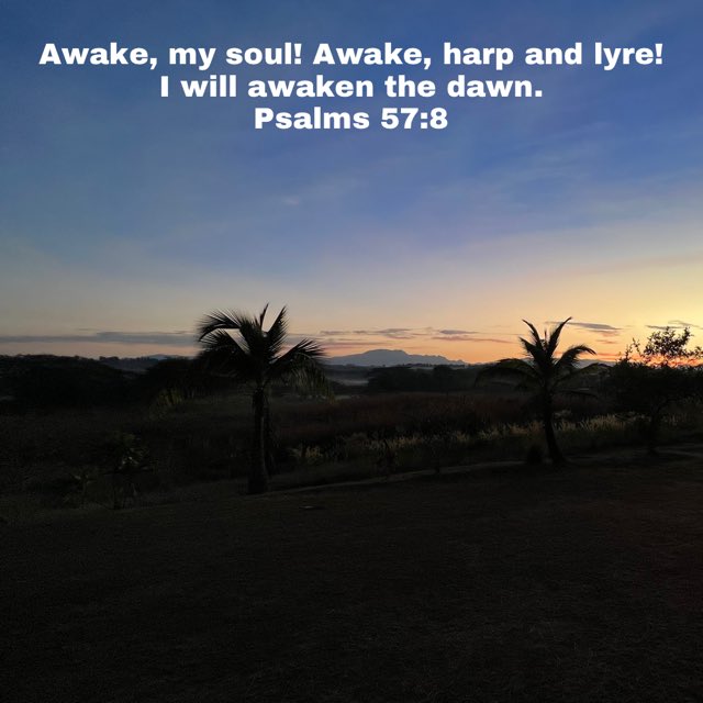 yuenwoh's tweet photo. Sunrise in Fiji.  https://t.co/iNV4y0CwSC https://t.co/GkaAoLx0nY