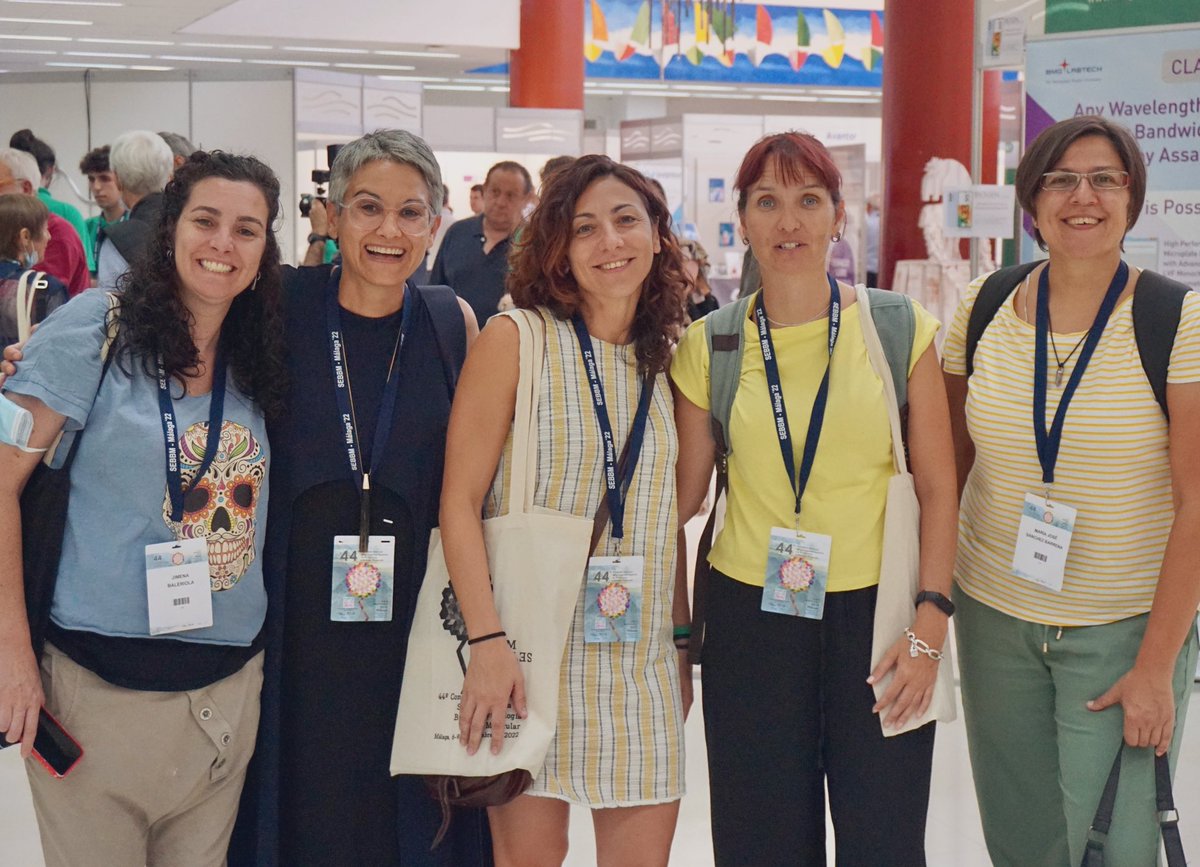 Chicas #CIB 💃🏼<a href="/CIB_CSIC/">CIB Margarita Salas (CSIC)</a> en la <a href="/SEBBM_es/">SEBBM</a> #44CongresoSEBBM 💙 

<a href="/CSIC/">CSIC</a> @iqfr_csic <a href="/HRamonyCajalVA/">Hostal Ramon y Cajal</a> <a href="/SanidadeACoruna/">Área Sanitaria da Coruña e Cee</a> <a href="/ACIS_sergas/">Axencia Galega de Coñecemento en Saúde</a> <a href="/AchucarroGlia/">Ʌʗʜʋʗɑɼɼʘ</a> <a href="/IIS_IdISSC/">IdISSC, IIS del Hospital Clínico San Carlos</a>