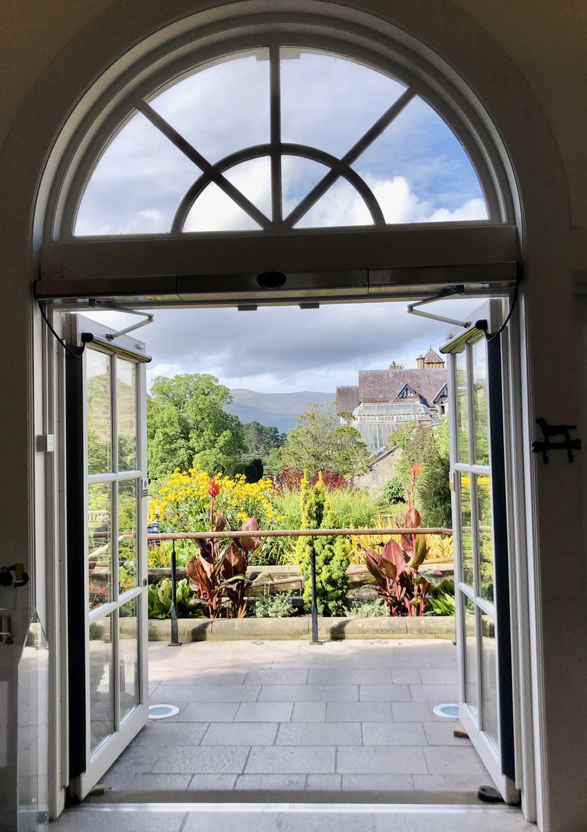 Catherine Russell tweet media