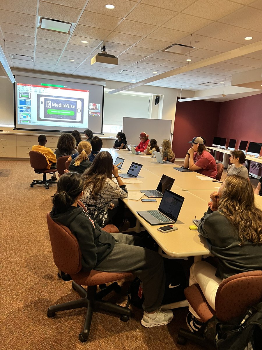 We’re so appreciative of <a href="/Poynter/">Poynter</a>’s Media Wise program, and our speaker Loren who offered great tips to our beginning <a href="/bsu_sjsc/">School of Journalism and Strategic Communication</a> <a href="/BallStateMedia/">Ball State Media</a> journalists re: fact checking and source legitimacy. #collegemedia #studentjournalism #medialiteracy