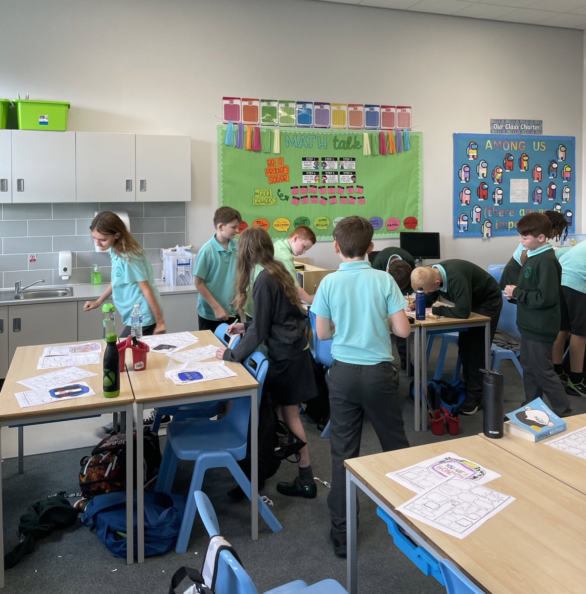 MrsJennaBoyd's tweet photo. Primary 7b celebrated one other’s uniqueness, talents and abilities by giving each other compliments ☺️

#IDL #HWB #positiverelationships #understandingfeelings #communication #friendships #emotionalwellbeing #socialwellbeing https://t.co/l18PeZPol4
