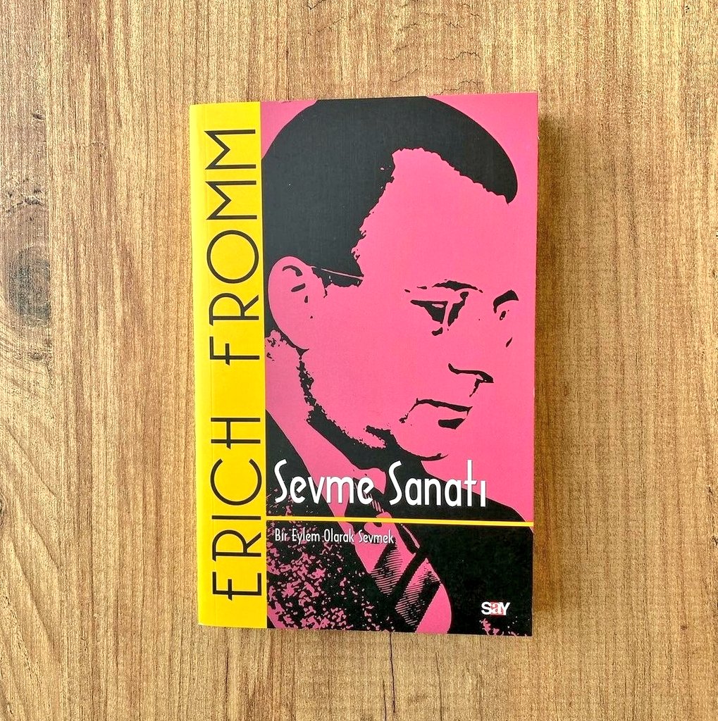 Sevmek bir eylemdir, edilgen bir duygu değil; bir şeyin içinde olmaktır, bir şeye kapılmak değil.