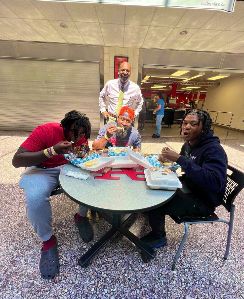 NBbearsFB's tweet photo. Thank you to @WC_Eagle_Sports for the steak lunch. 😂😂😂😂 #CountyRivalry #Bearball https://t.co/DdFwpV4jYE