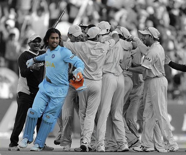 msdfansofficial's tweet photo. The one &amp; only - Captain Cool MS Dhoni. 🥺❤️ 

#Dhoni #TeamIndia #AsiaCup https://t.co/9yYFb265wP
