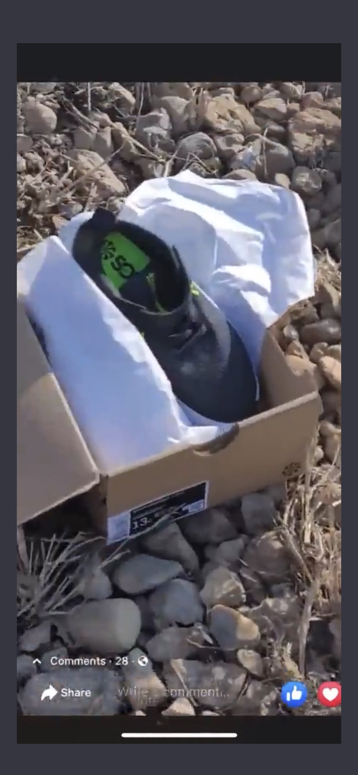 YouTube Guy on Twitter: "Looks like some Nike orders might be getting  canceled soon - seems like a few trailers got ransacked in Memphis  recently. https://t.co/PrQlAQPG0C" / Twitter