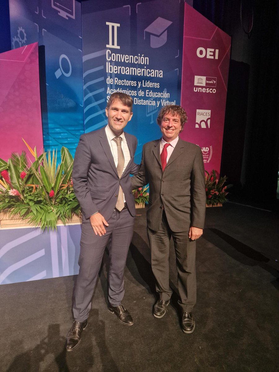 URJConline's tweet photo. El Vicerrector de Transformación y Educación Digital de la @urjc @Alberto_SCampos está participando en la II Convención Iberoamericana de Rectores y Líderes Académicos de #EducaciónSuperior a Distancia y Virtual en #Colombia  

@UniversidadUNAD https://t.co/igCSVFvYUx