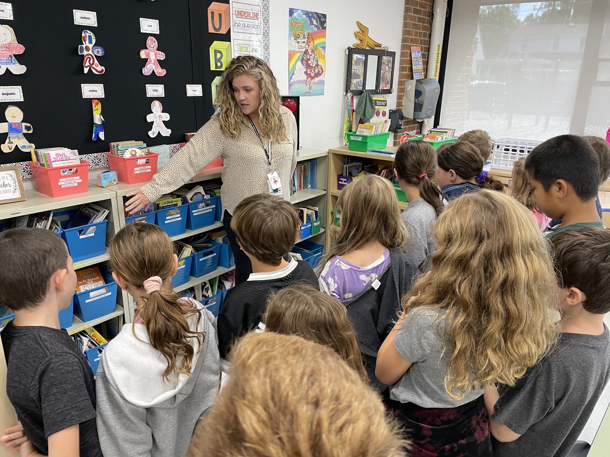 One way to find a good book is by looking in a genre bin in a classroom library. Thanks for the library tour, Mrs. Sepper! #kiplingway #109way