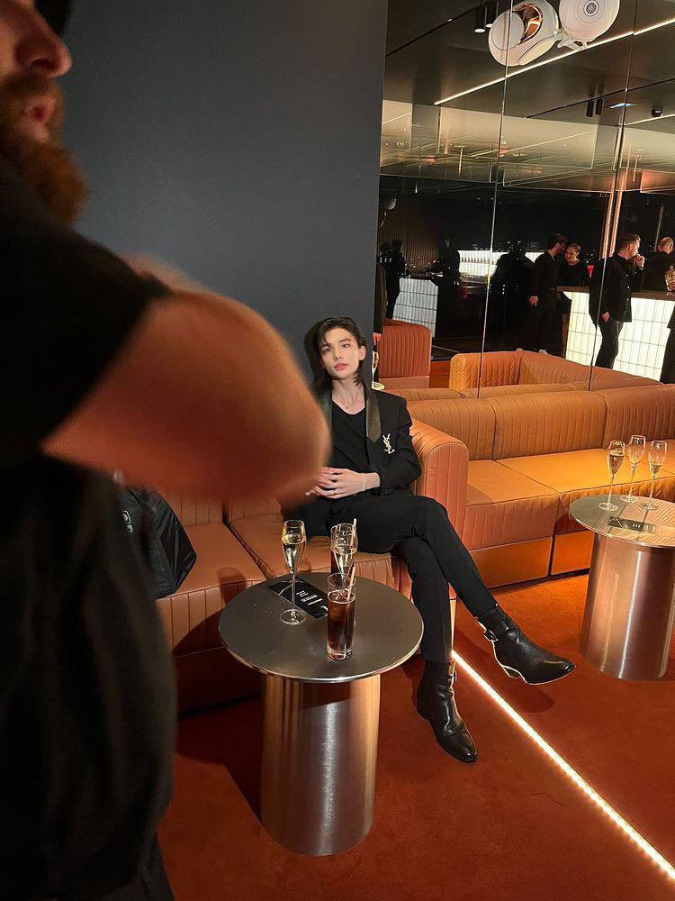 hyunjinie320's tweet photo. the influencer who posted the video of hyunjin while he was getting his photos taken, also shared some pictures! https://t.co/8NpHgRVNOs