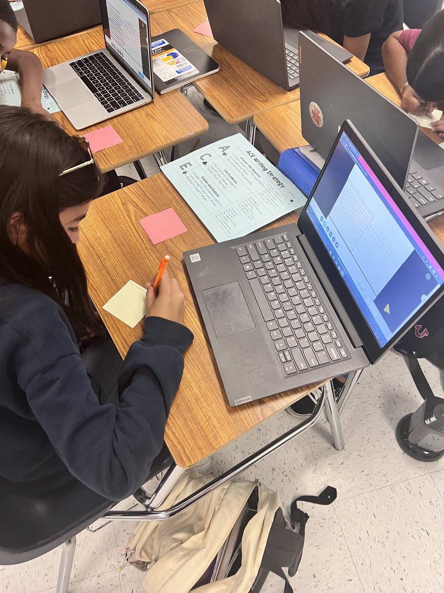 Daniel Gloria-Muñoz M. Ed. tweet media